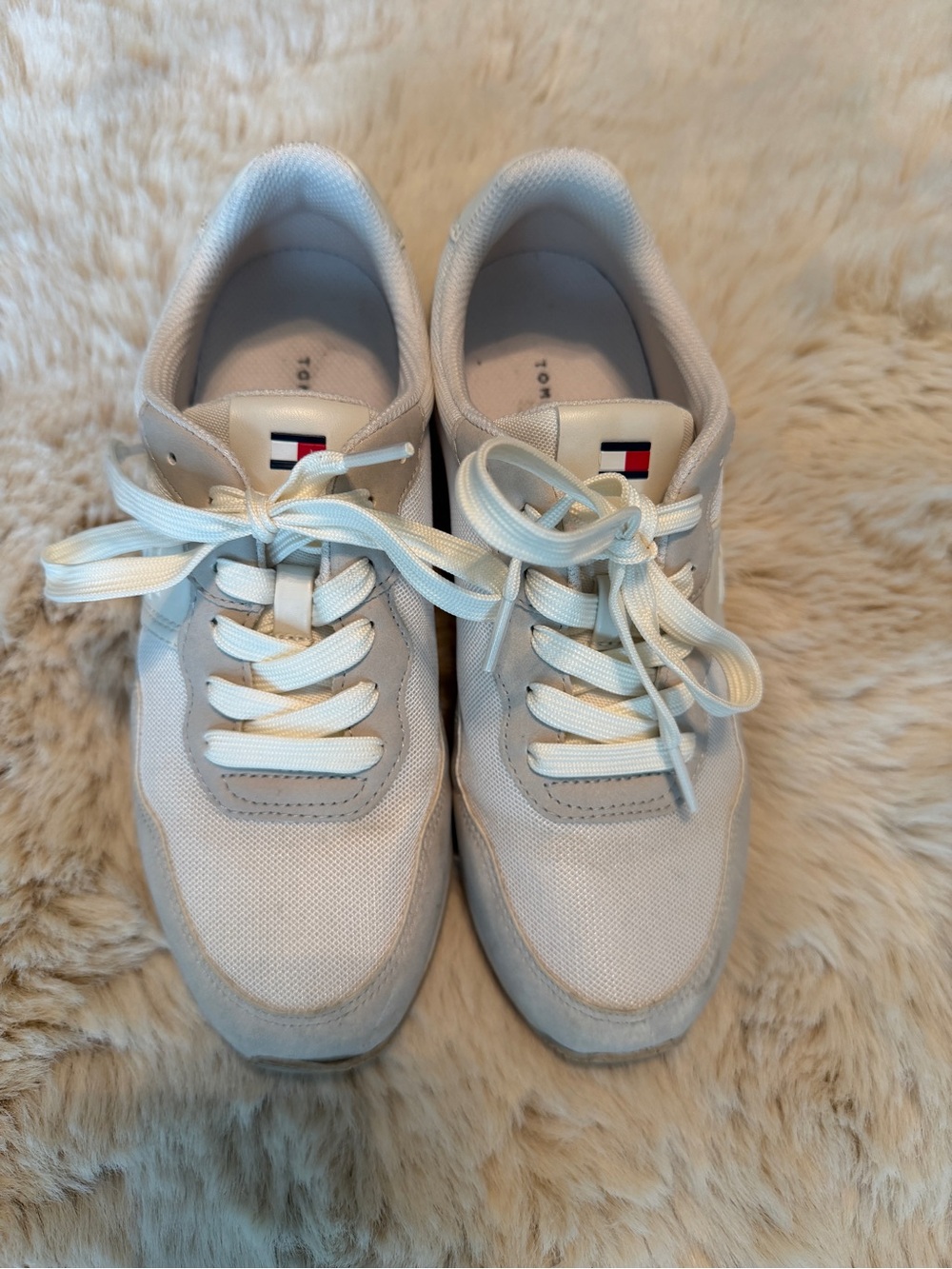 Tommy Hilfiger Women's Cream-White Low Top Sneakers with Flag Accent